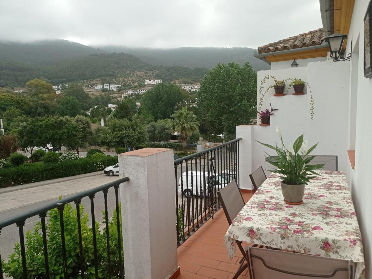 Balcon De Apartment